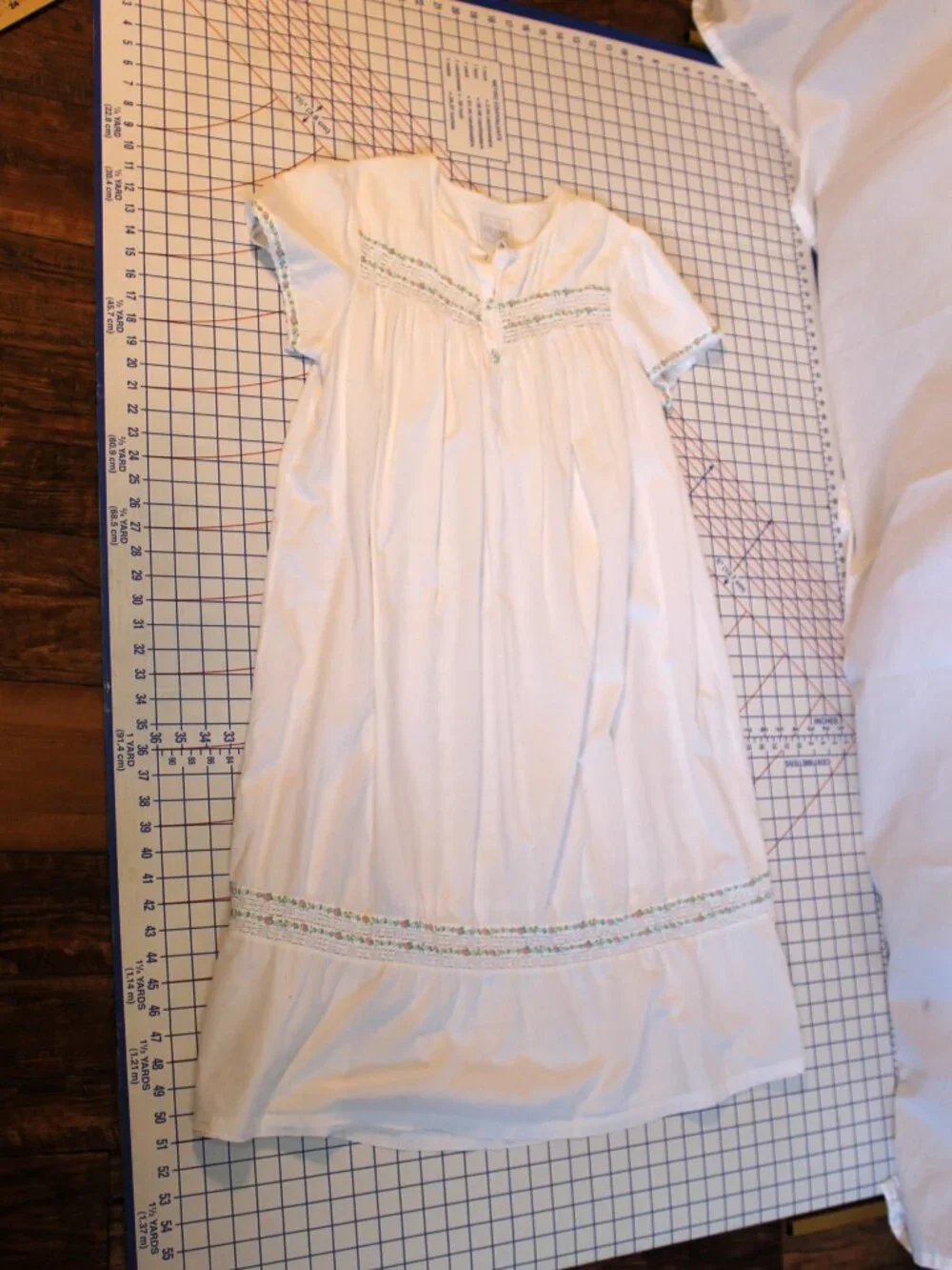 Erika Taylor Country Cottons White Maxi Nightgown Small